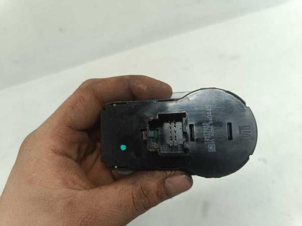 INTERRUPTEUR DE PHARE OPEL CORSA E 2014-2020 - Vue 2